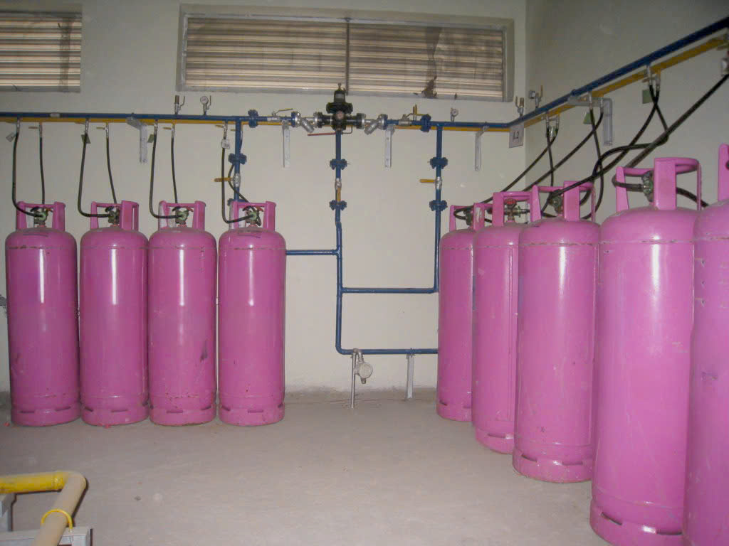 LPG cylinder gas system